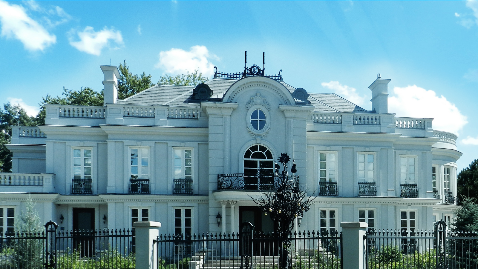 lorne-park-ivan-real-estate lorne-park-ivan-real-estate why are mississauga mansions not selling Why Are Mississauga Mansions Not Selling? lorne park ivan real estate